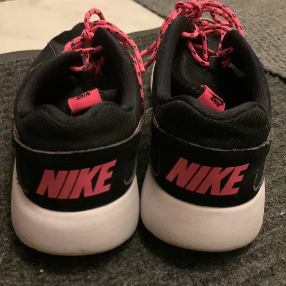 Nike Kaishi (GS) Black Pink Sneakers-Size 6 Youth (Fits women’s 7.5) - Picture 5 of 9